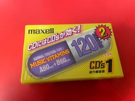 2 x MAXELL CD`s-1 120 seltene Kassetten im Originalzustand!